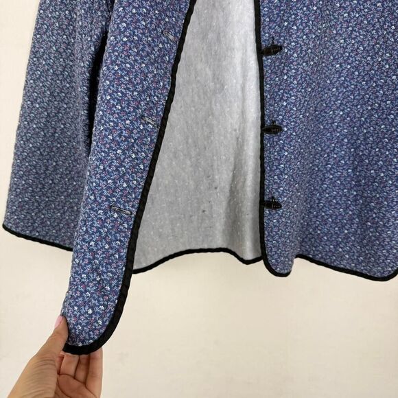Vintage 70s Vintage Cottagecore Quilted Jacket Navy Blue Floral Print - Picture 5 of 7